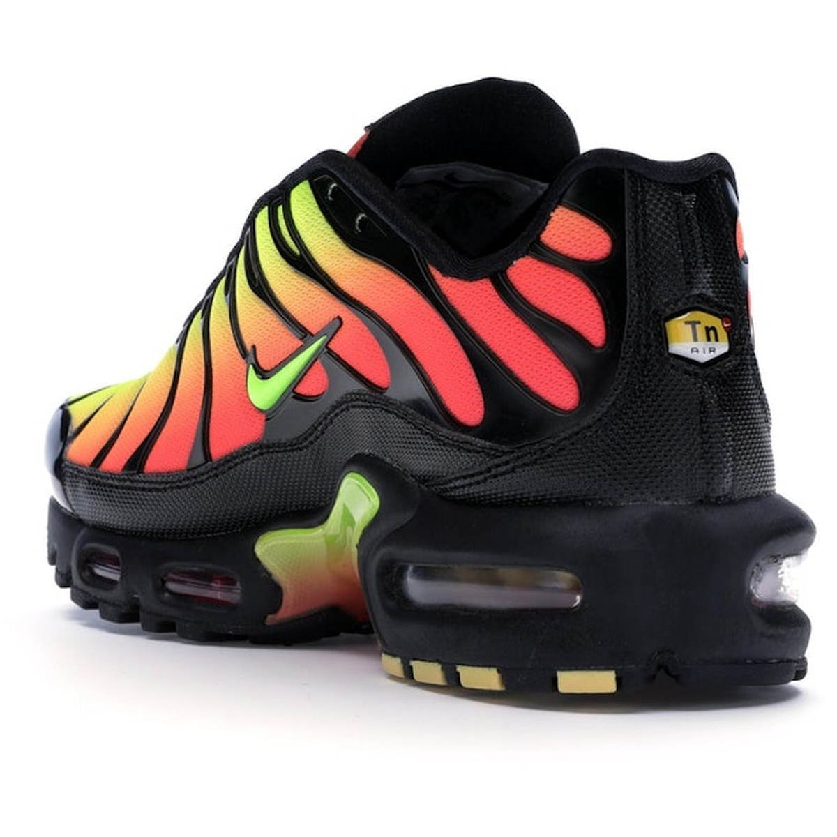 Miniatyrbild av Nike Air Max Plus Black Volt Solar Red 4