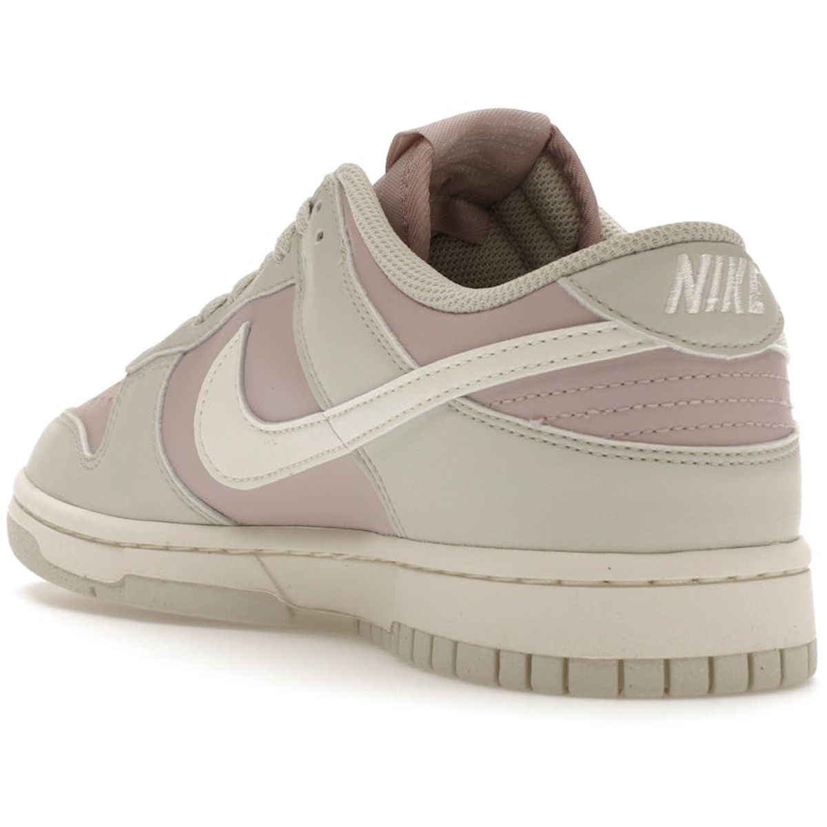 Miniatyrbild av Nike Dunk Low Next Nature Platinum Violet 4