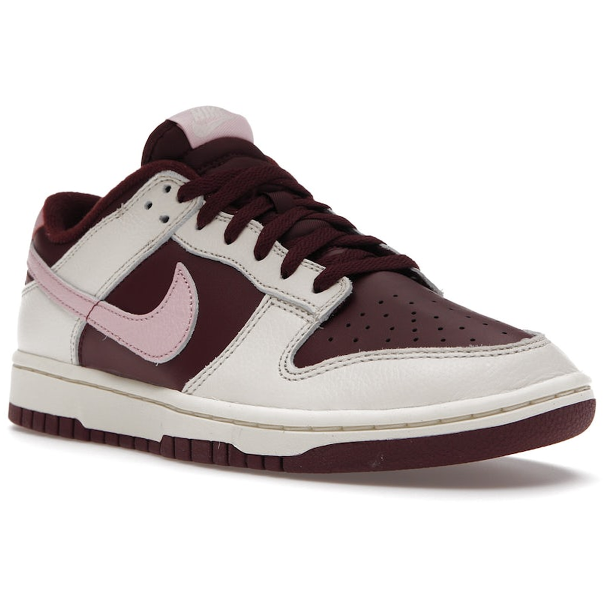 Miniatyrbild av Nike Dunk Low Retro PRM Valentine's Day 2