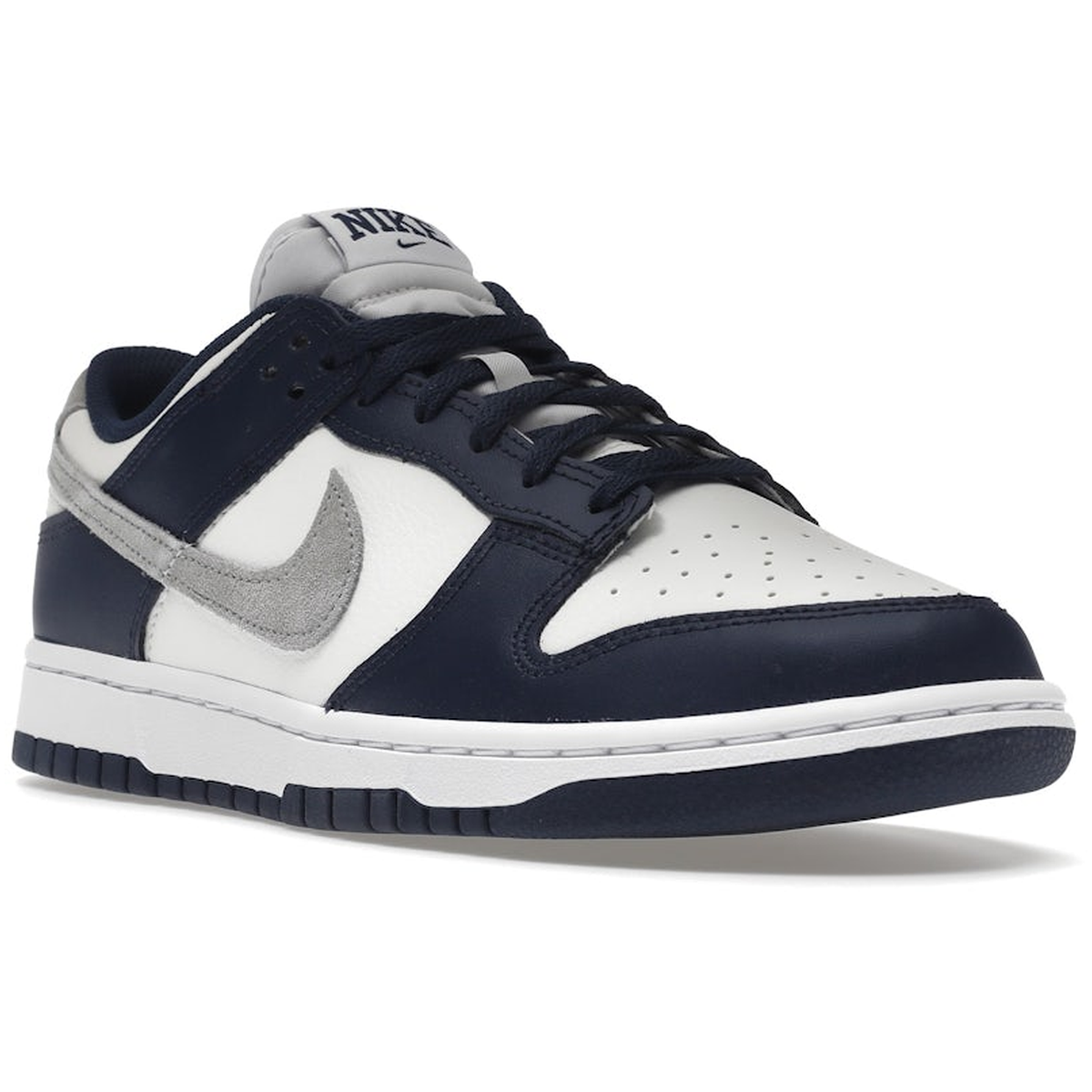 Miniatyrbild av Nike Dunk Low Summit White Midnight Navy 2