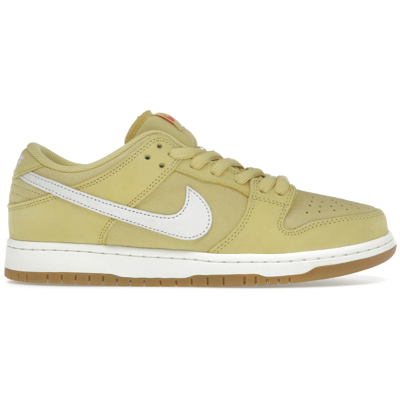 Nike SB Dunk Low Saturn Gold