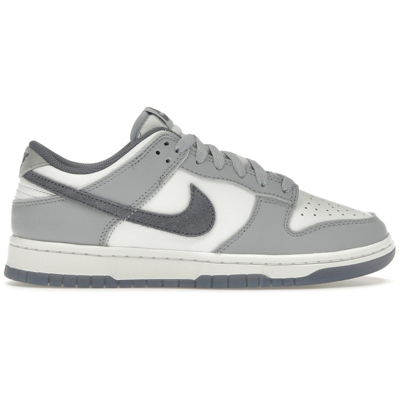 Nike Dunk Low SE Light Carbon