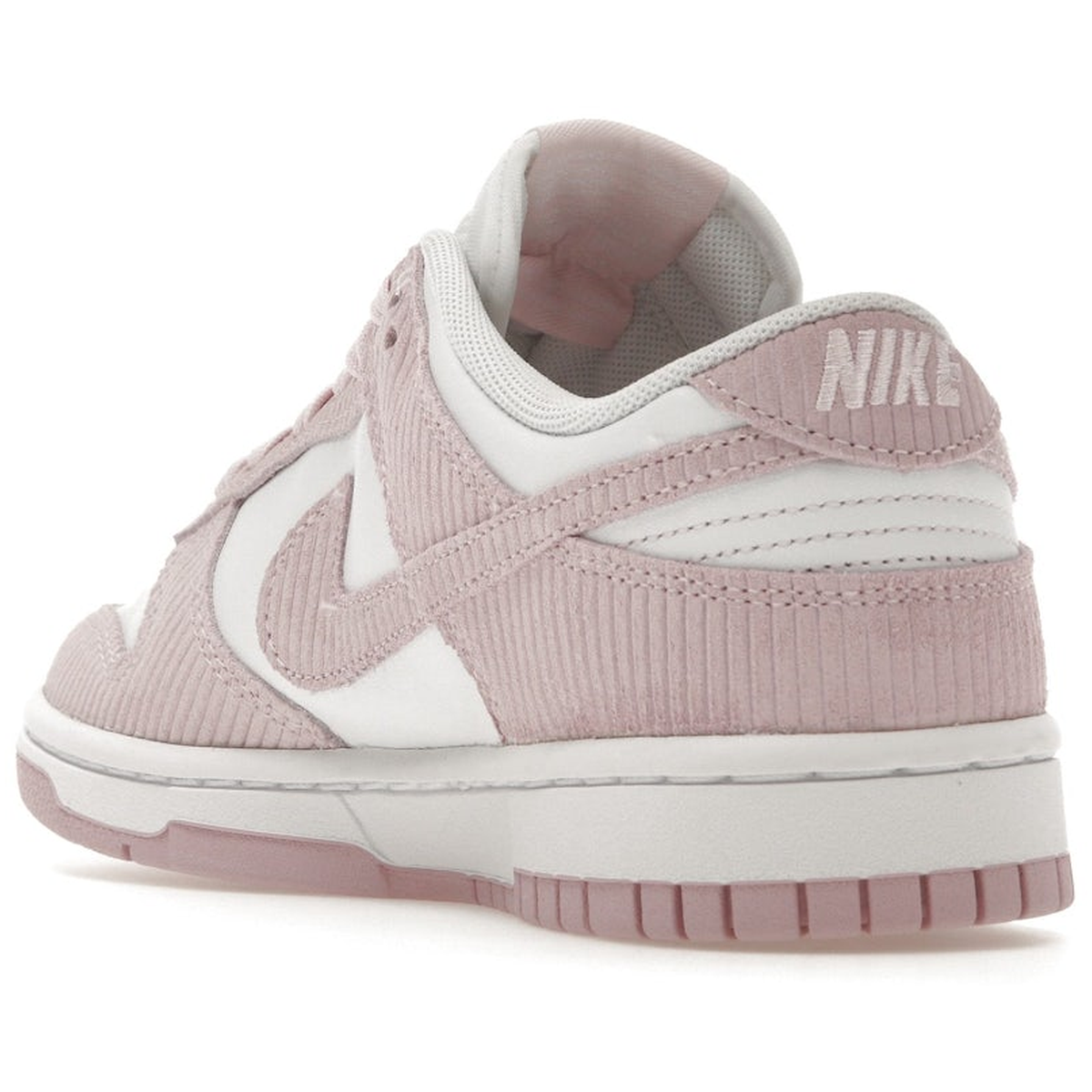 Miniatyrbild av Nike Dunk Low Pink Corduroy 4