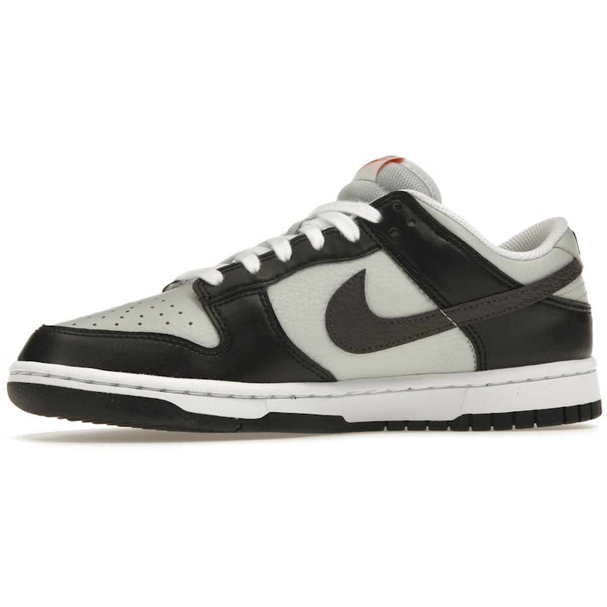 Miniatyrbild av Nike Dunk Low Black Total Orange Mini Swoosh 3