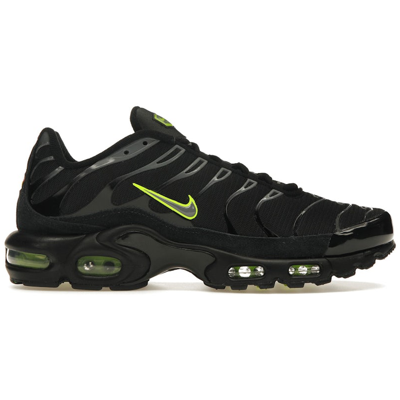 Nike Air Max Plus Black Volt
