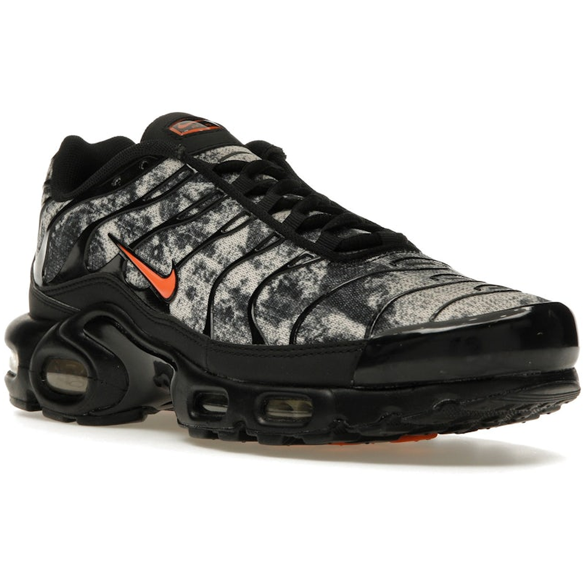 Miniatyrbild av Nike Air Max Plus Camo Black Safety Orange 2