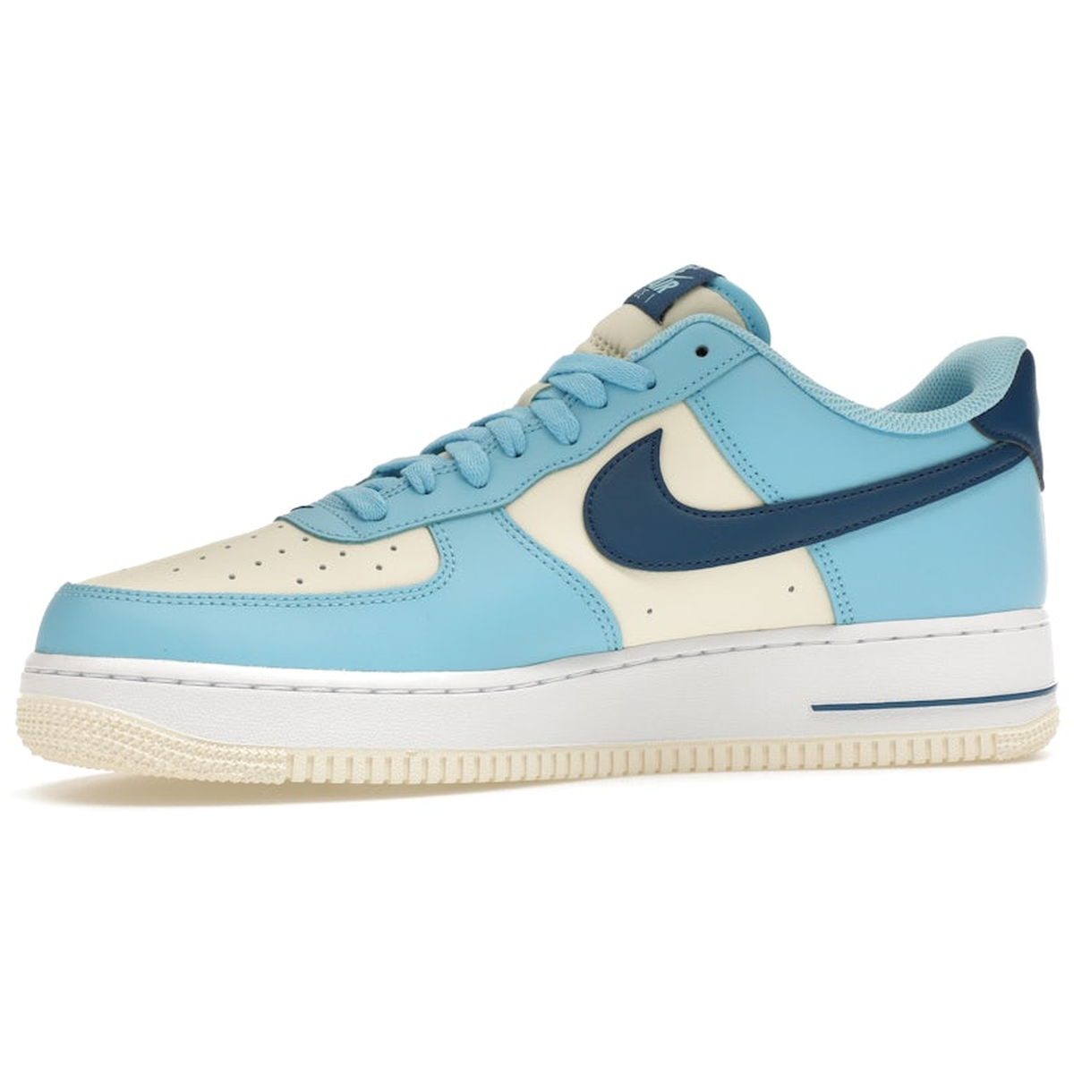 Miniatyrbild av Nike Air Force 1 Low '07 Aquarius Blue Coconut Milk 3