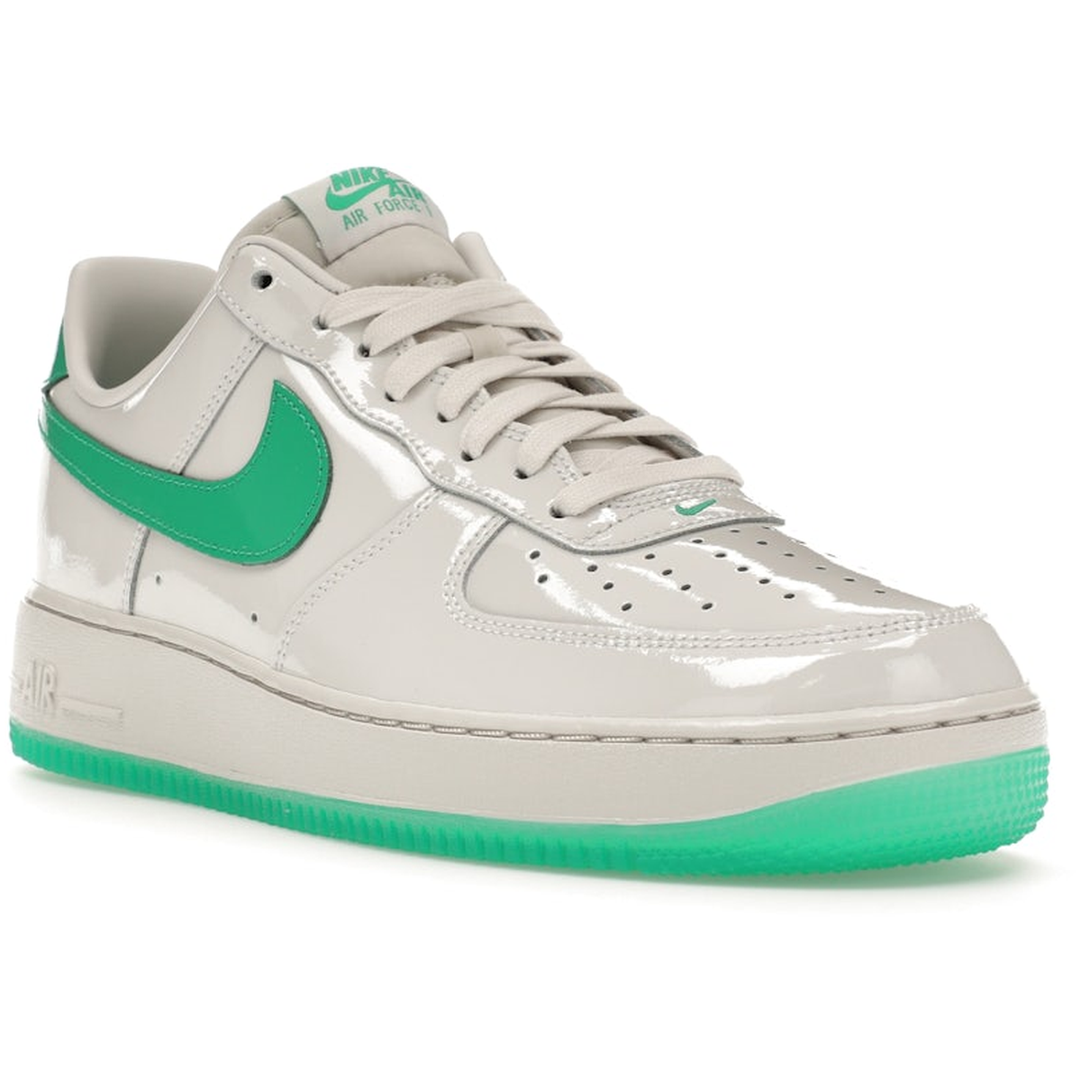 Miniatyrbild av Nike Air Force 1 Low '07 Patent Platinum Tint Stadium Green 2