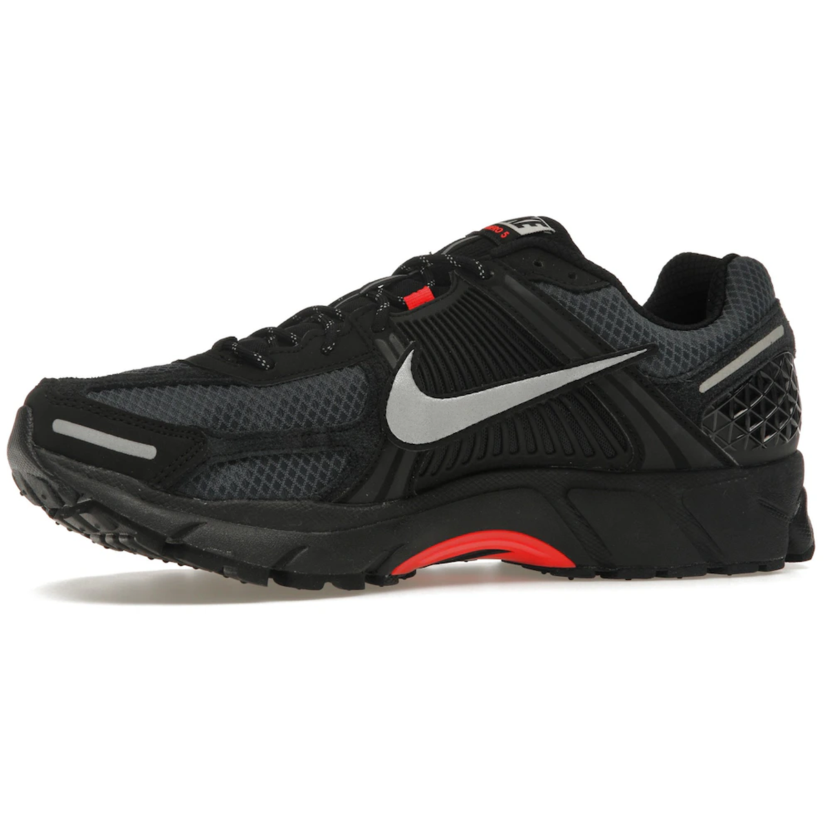 Miniatyrbild av Nike Zoom Vomero 5 Black Metallic University Red 3