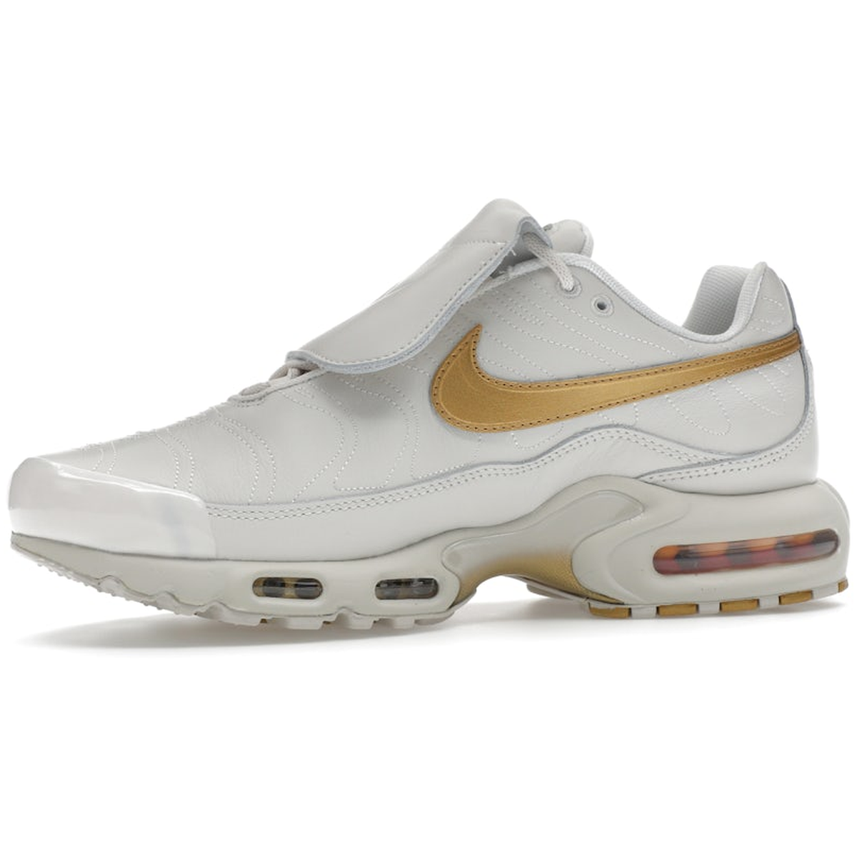 Miniatyrbild av Nike Air Max Plus Tiempo Metallic Gold 3