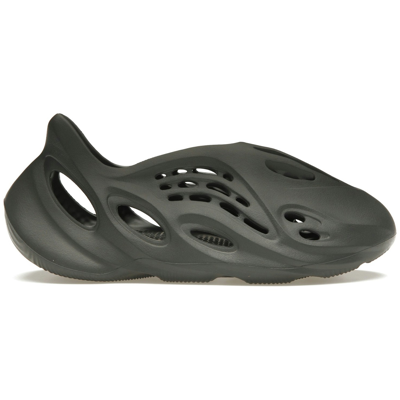 Yeezy Foam RNR Carbon