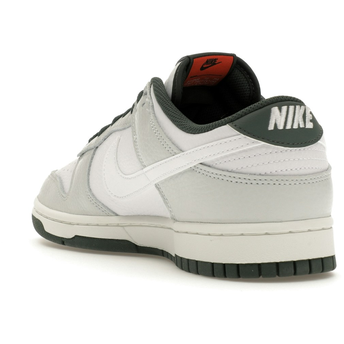 Miniatyrbild av Nike Dunk Low Photon Dust Vintage Green 4