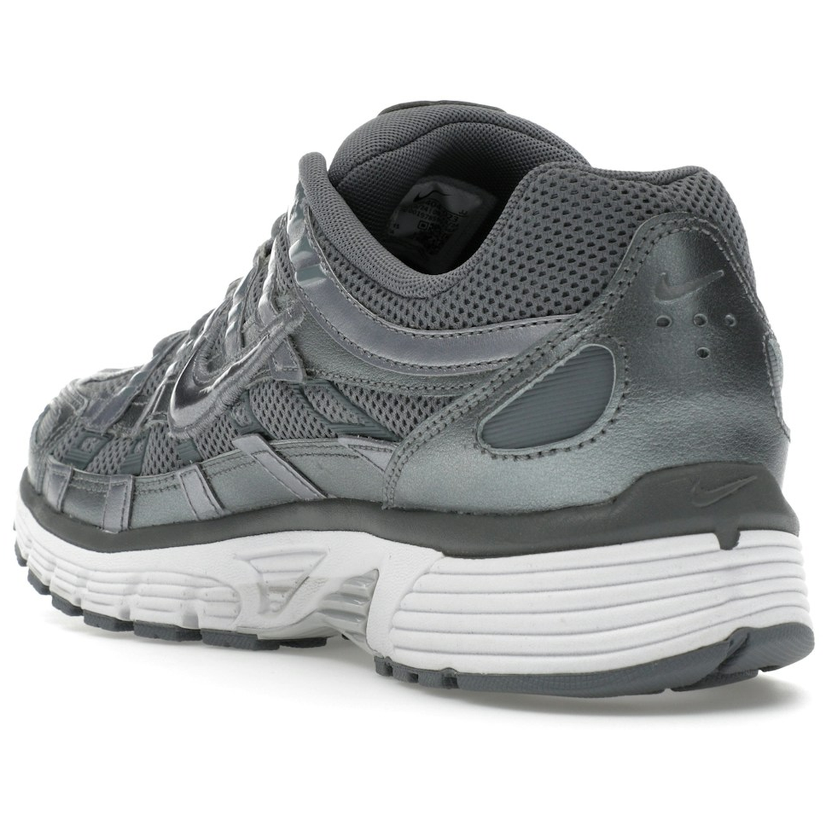 Miniatyrbild av Nike P-6000 Metallic Cool Grey 4
