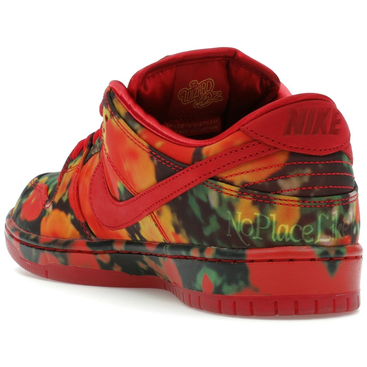 Miniatyrbild av Nike SB Dunk Low The Wizard of Oz Poppy Field 4