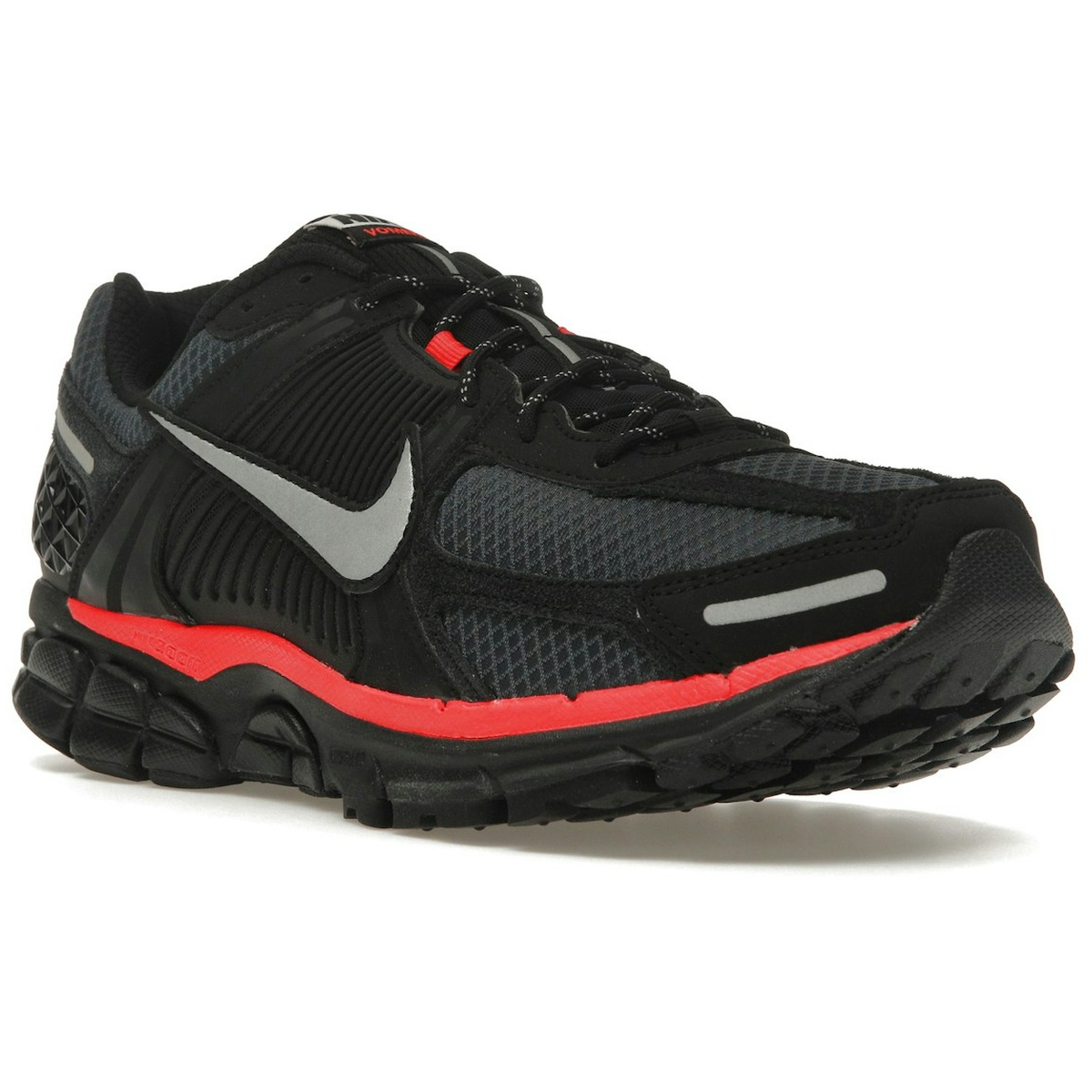 Miniatyrbild av Nike Zoom Vomero 5 Black Metallic University Red 2