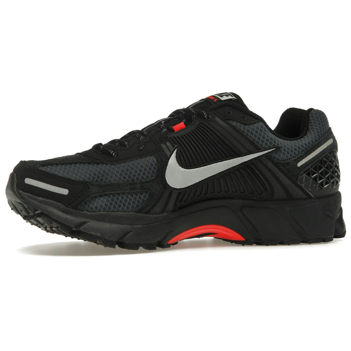 Miniatyrbild av Nike Zoom Vomero 5 Black Metallic University Red 3